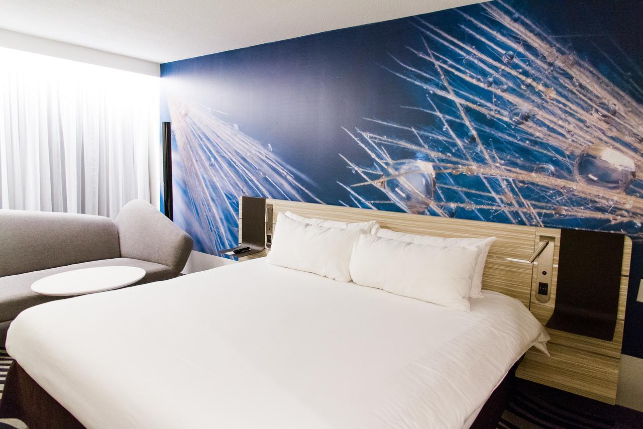 Novotel Toronto North York Exterior photo