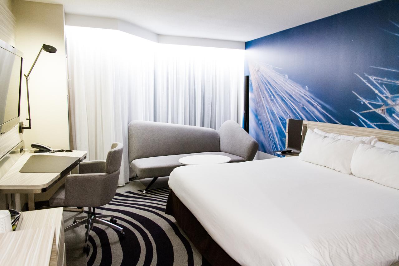 Novotel Toronto North York Exterior photo